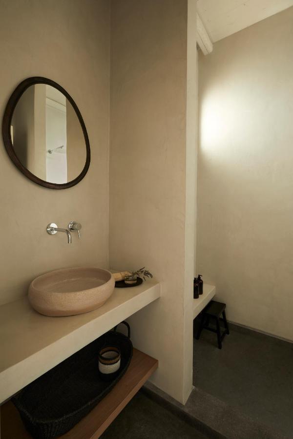 Stimata Hotel Kythnos Bagian luar foto