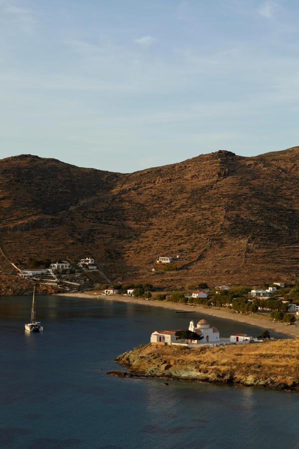 Stimata Hotel Kythnos Bagian luar foto