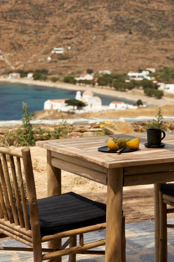 Stimata Hotel Kythnos Bagian luar foto
