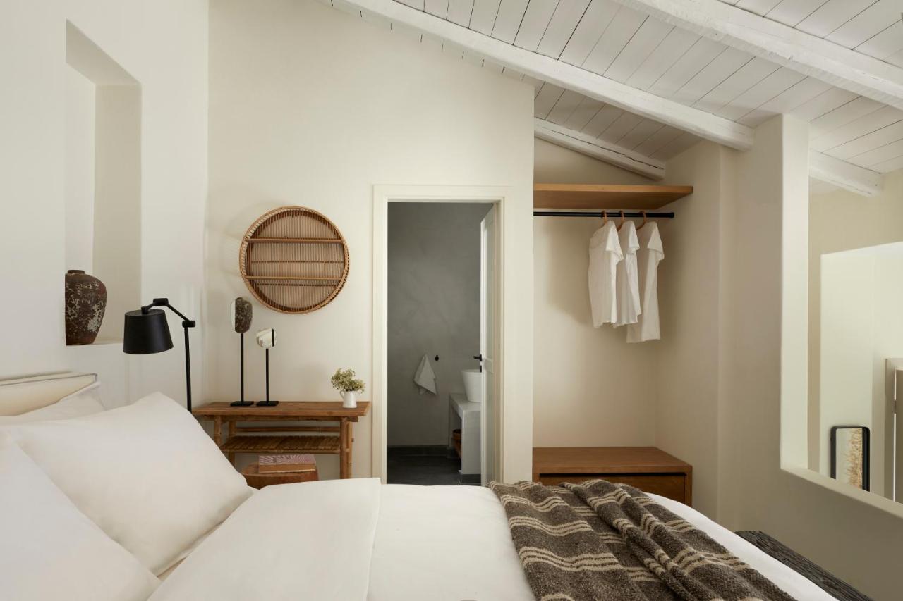 Stimata Hotel Kythnos Bagian luar foto