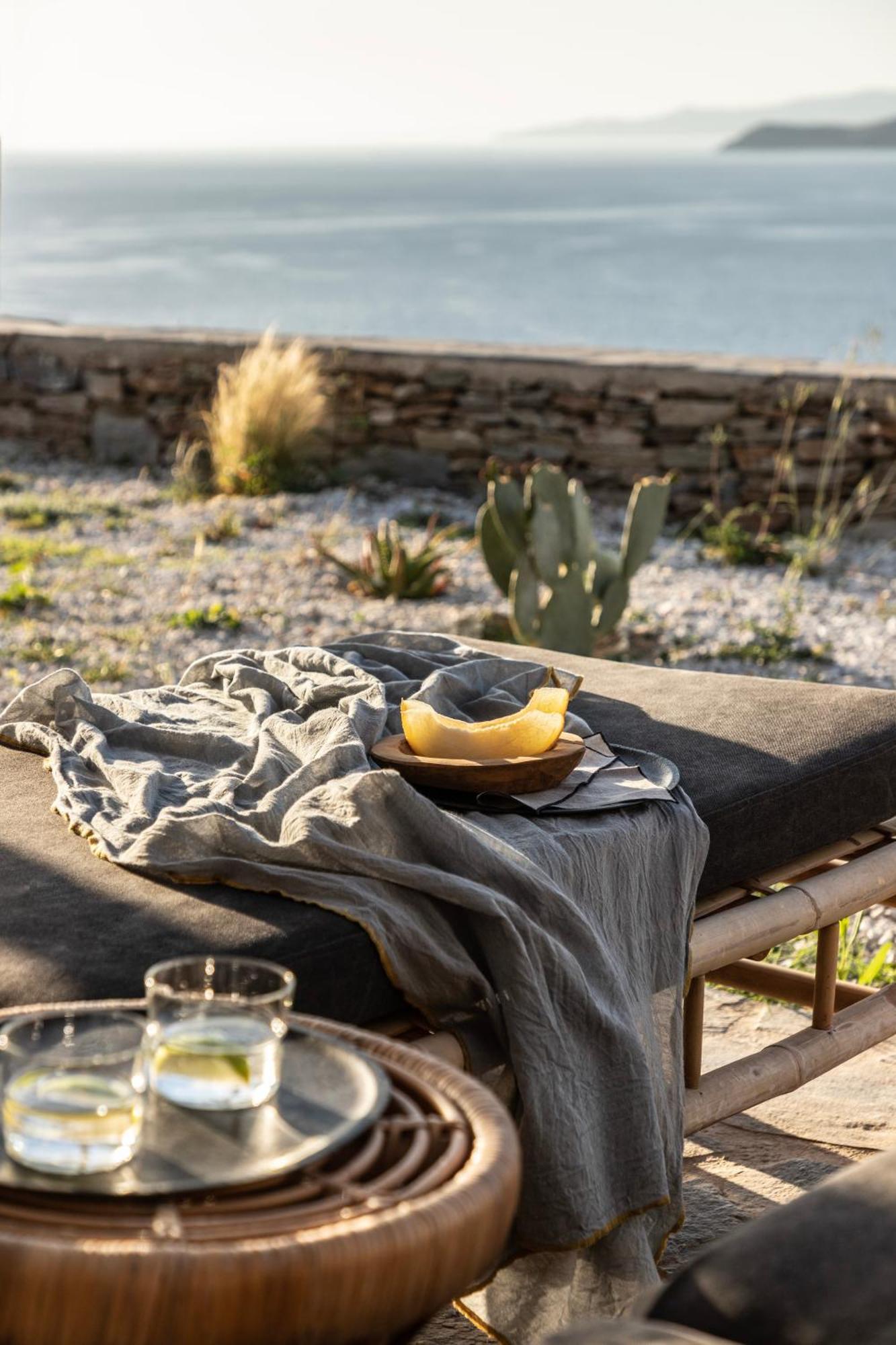 Stimata Hotel Kythnos Bagian luar foto