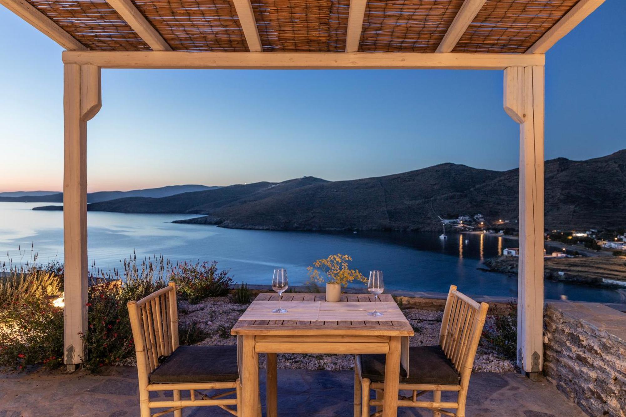 Stimata Hotel Kythnos Bagian luar foto